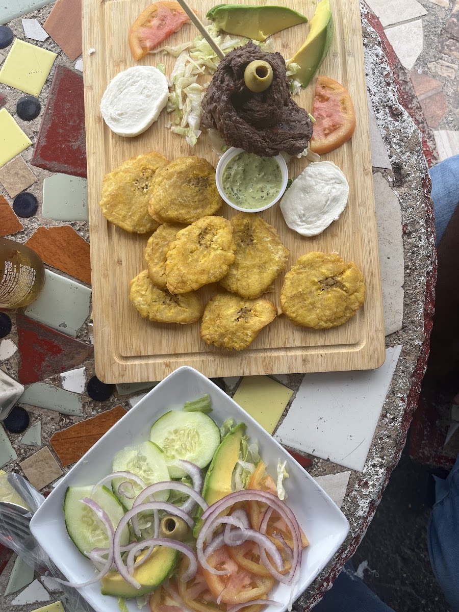 El Ciclon Cafeteria - 5