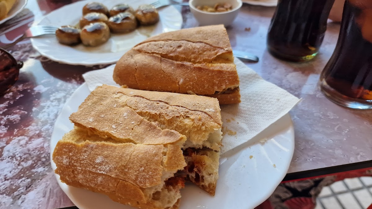 Cafetería Logos - 5