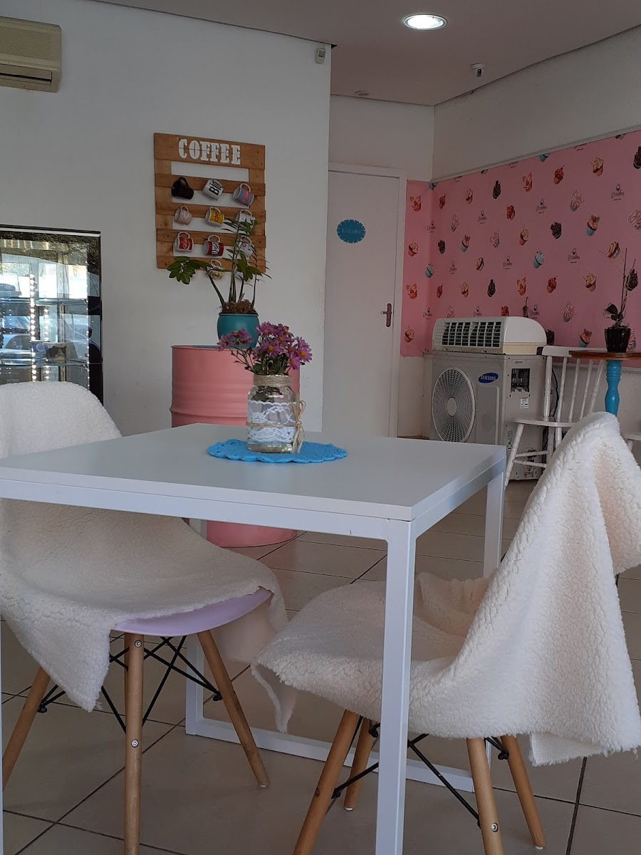 D'cakes Boleria E Café