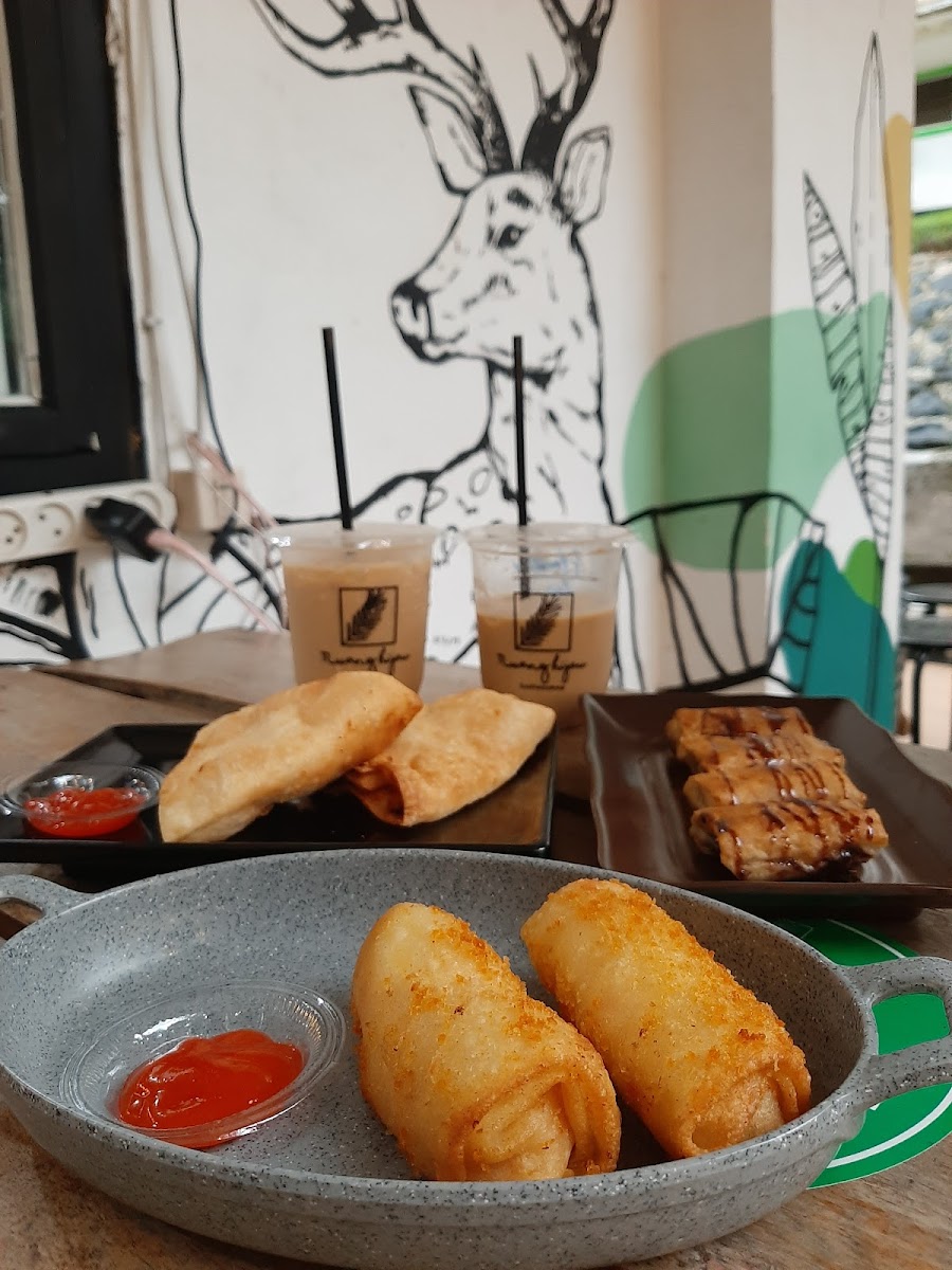 Ruang Hijau Coffee Shop - 7