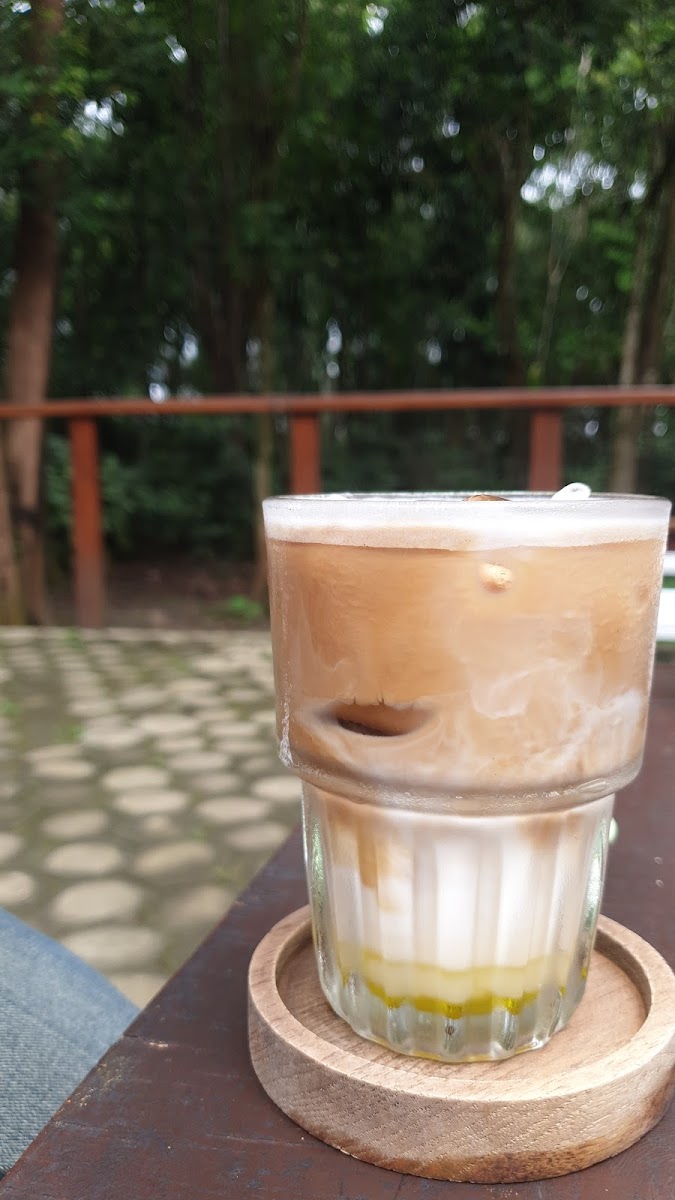 Ruang Hijau Coffee Shop - 8