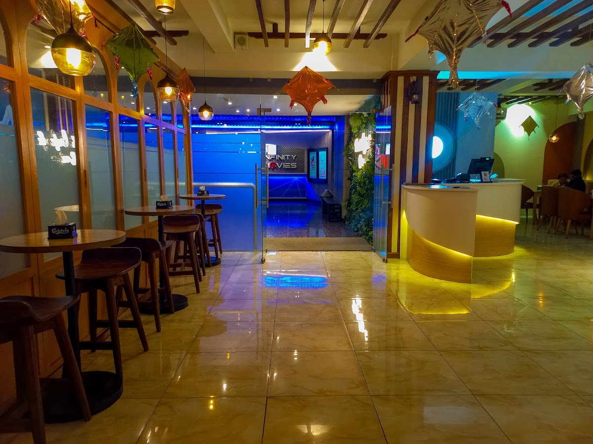 North Cafe & Bar - 3