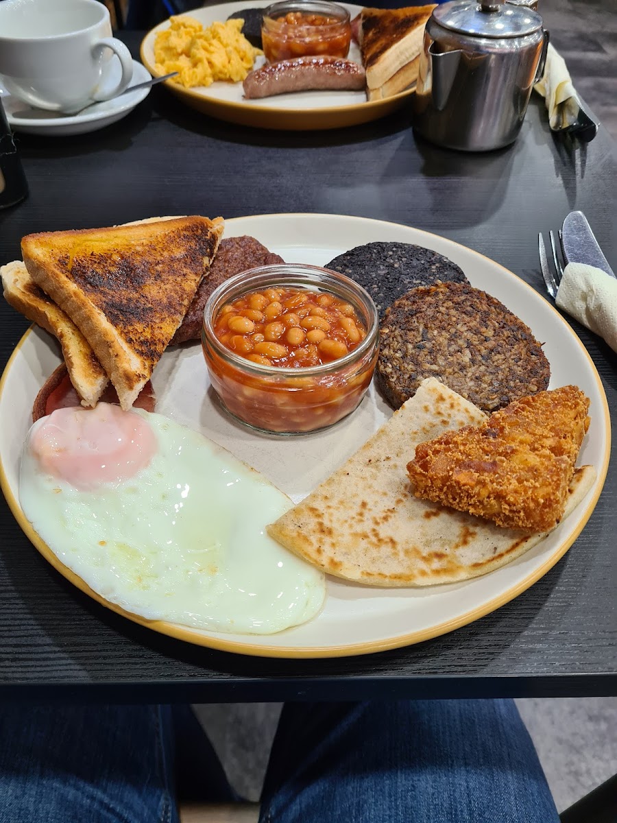 The Forty Twa Cafe - 8