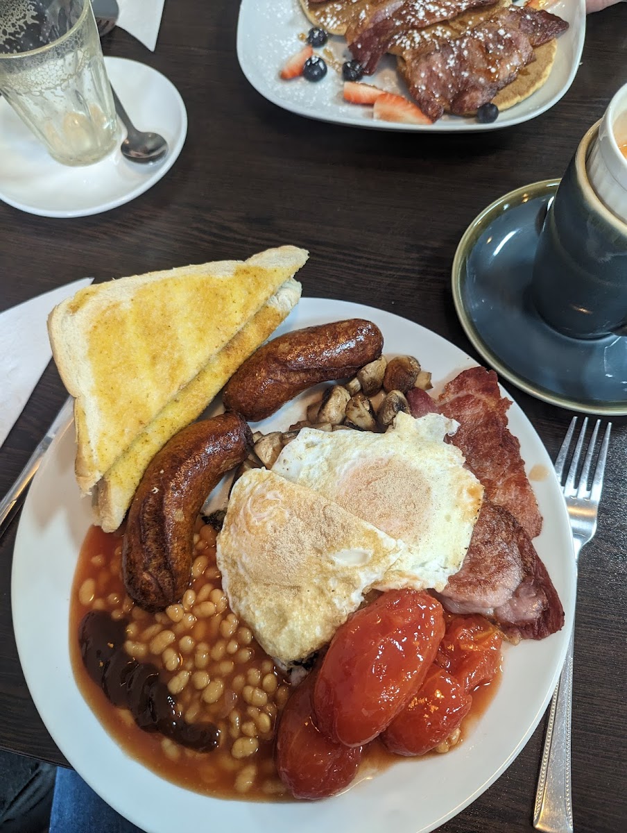 Hoochies Cafe - 5