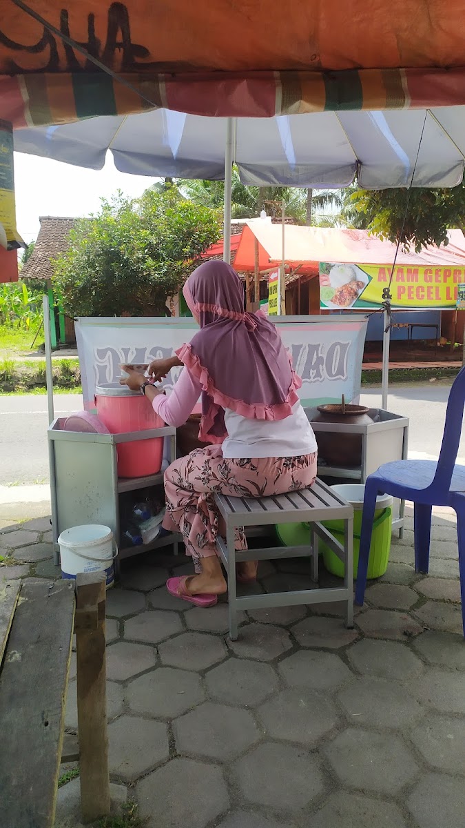 Dawet Ireng Tugu Totogan