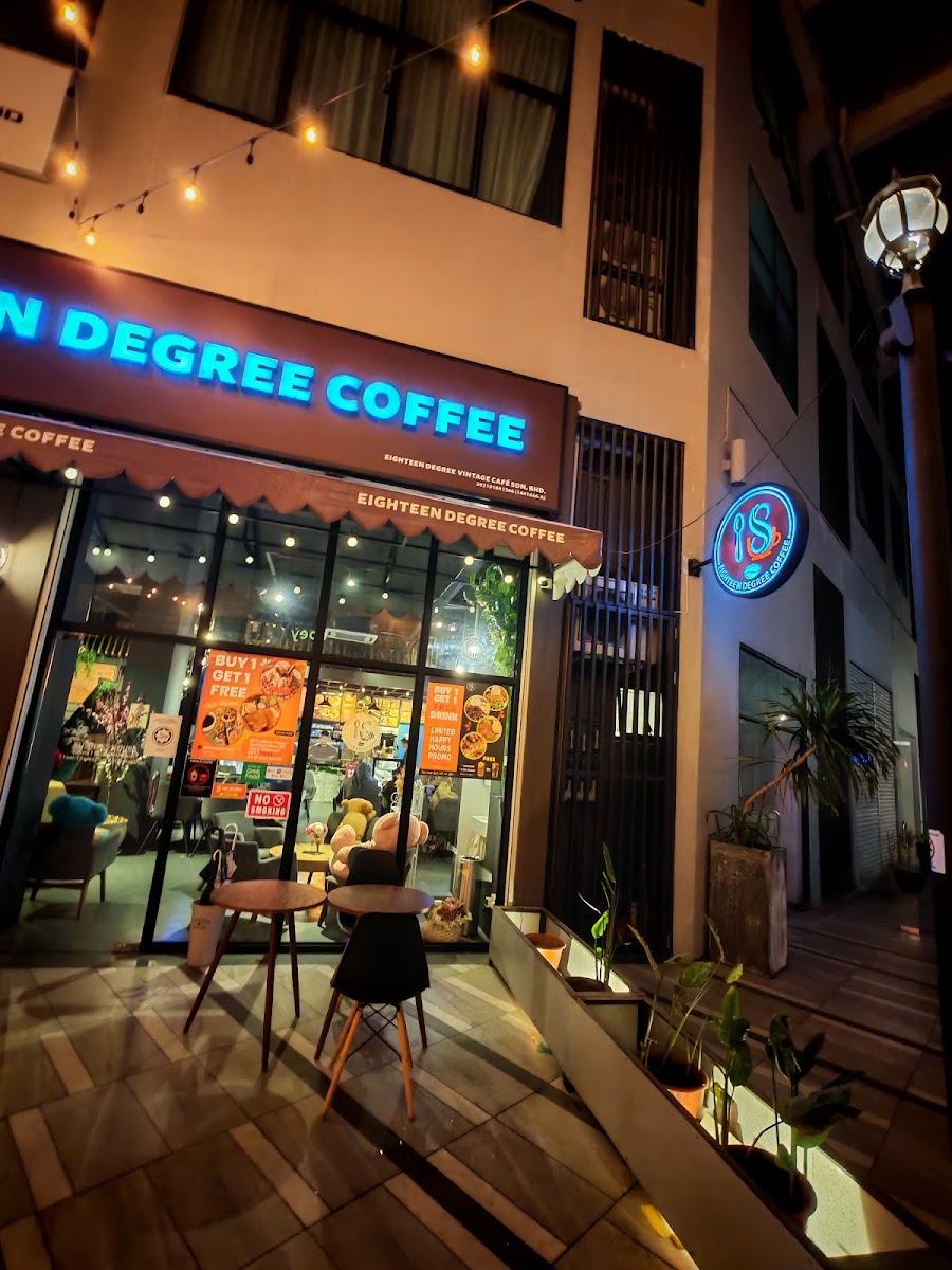 EIGHTEEN DEGREE VINTAGE CAFE SDN.BHD.