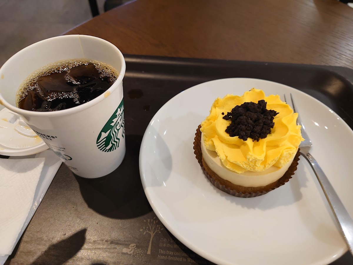 Starbucks Coffee - Hiroshima PARCO - 3
