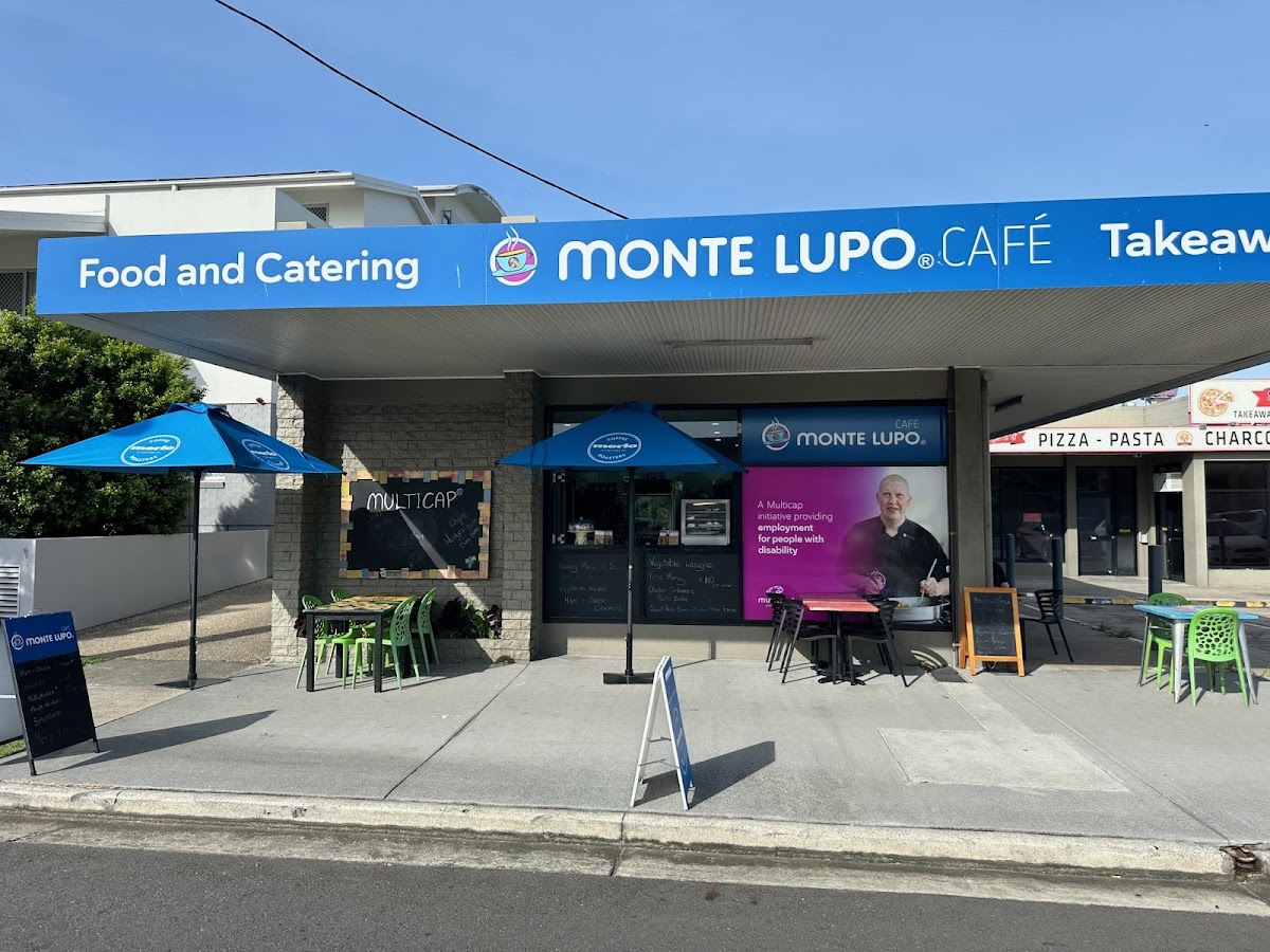 Monte Lupo Cafe