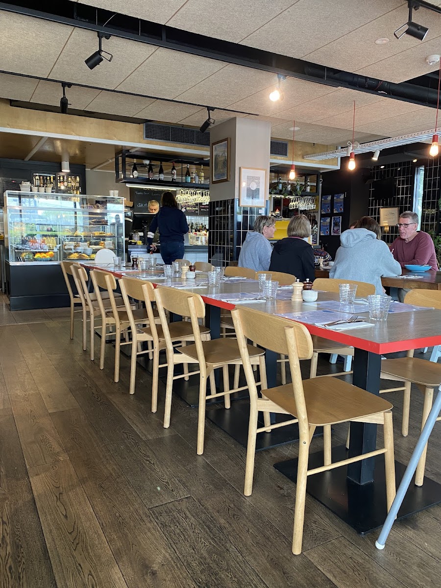 Full Turn Kitchen Bar - 4