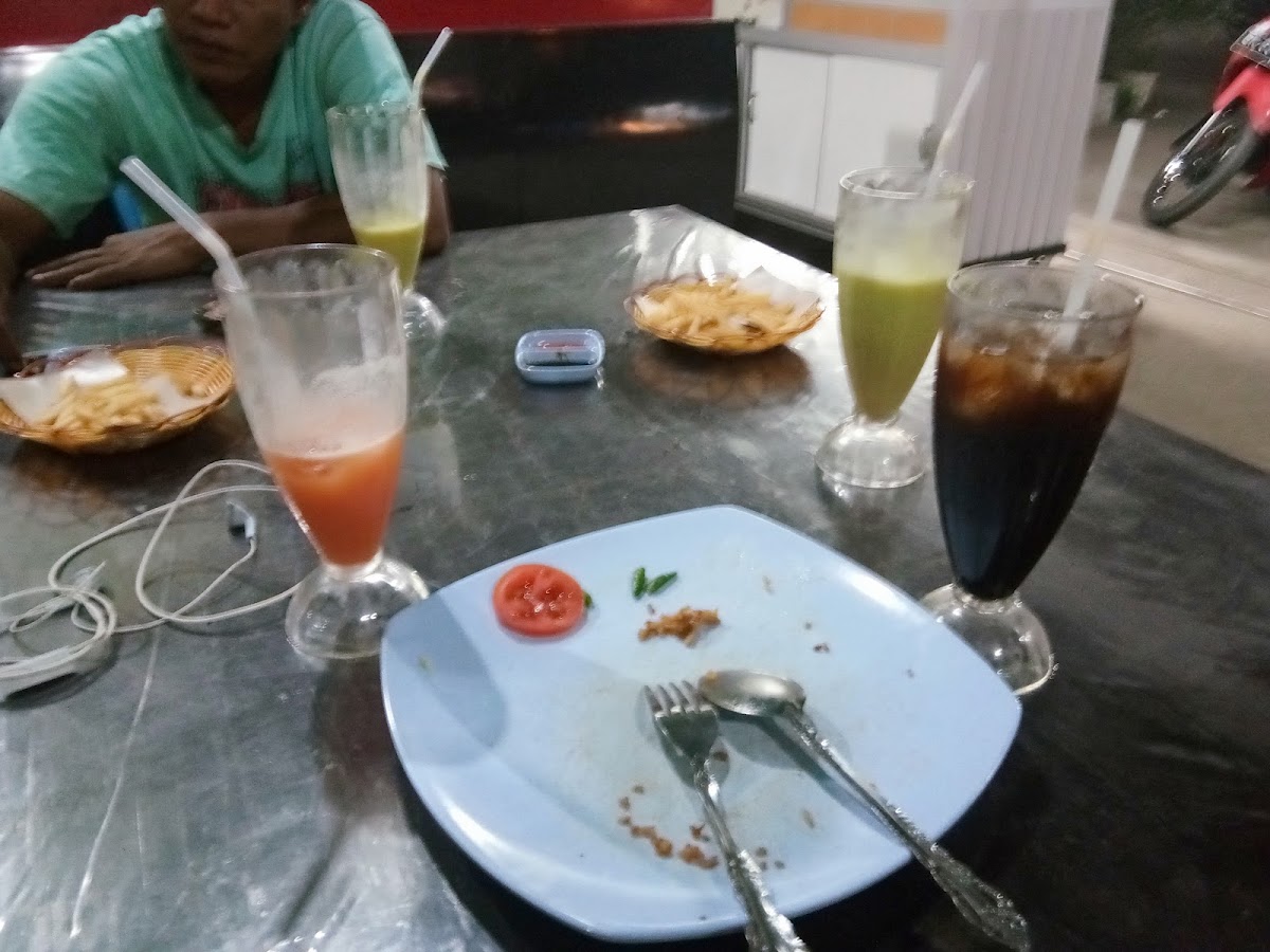 LABBAIKA CAFE & RESTO - 7