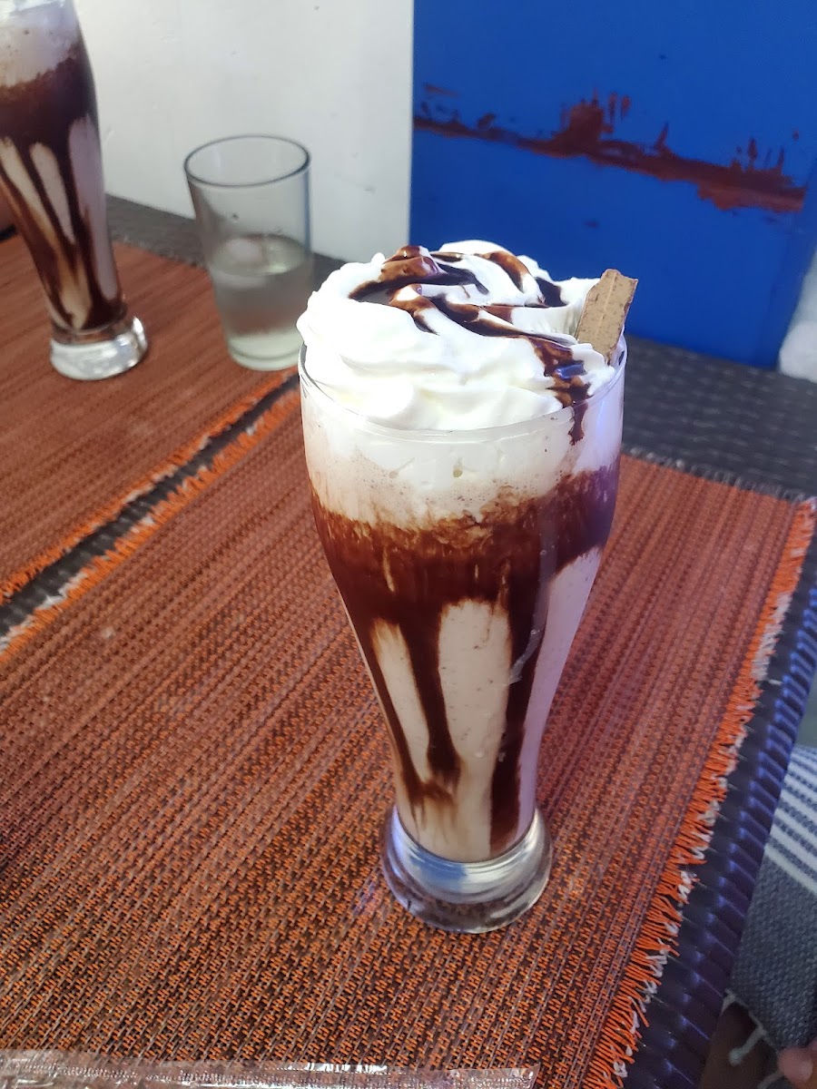 Café y Crepería Jota - 7