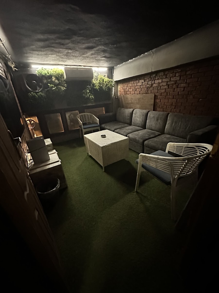 PANDA P.S & TiTO'S Cafe - 3