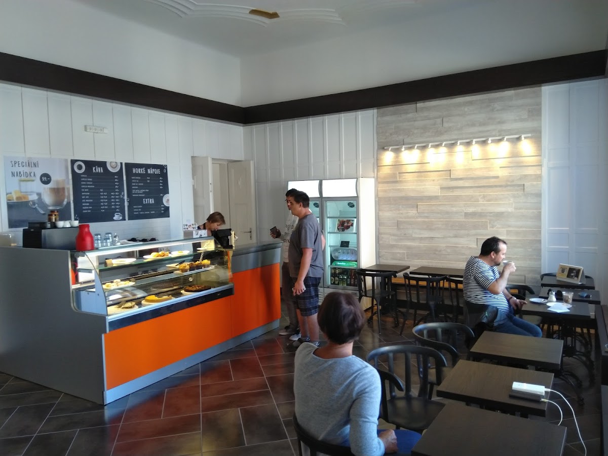 Art Lover's Café - 4