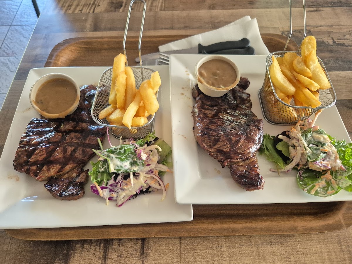 The Bikini Tree Cafe & Restaurant - 2