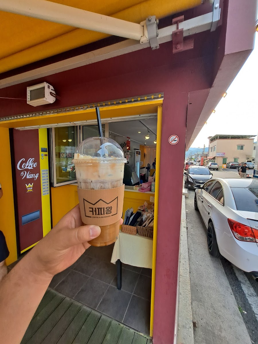 Coffee Wang Waegwan Branch