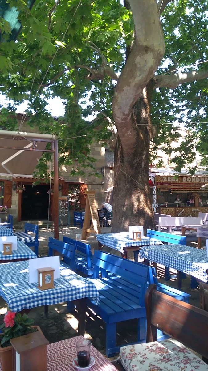 Cınaraltı Cafe - 2