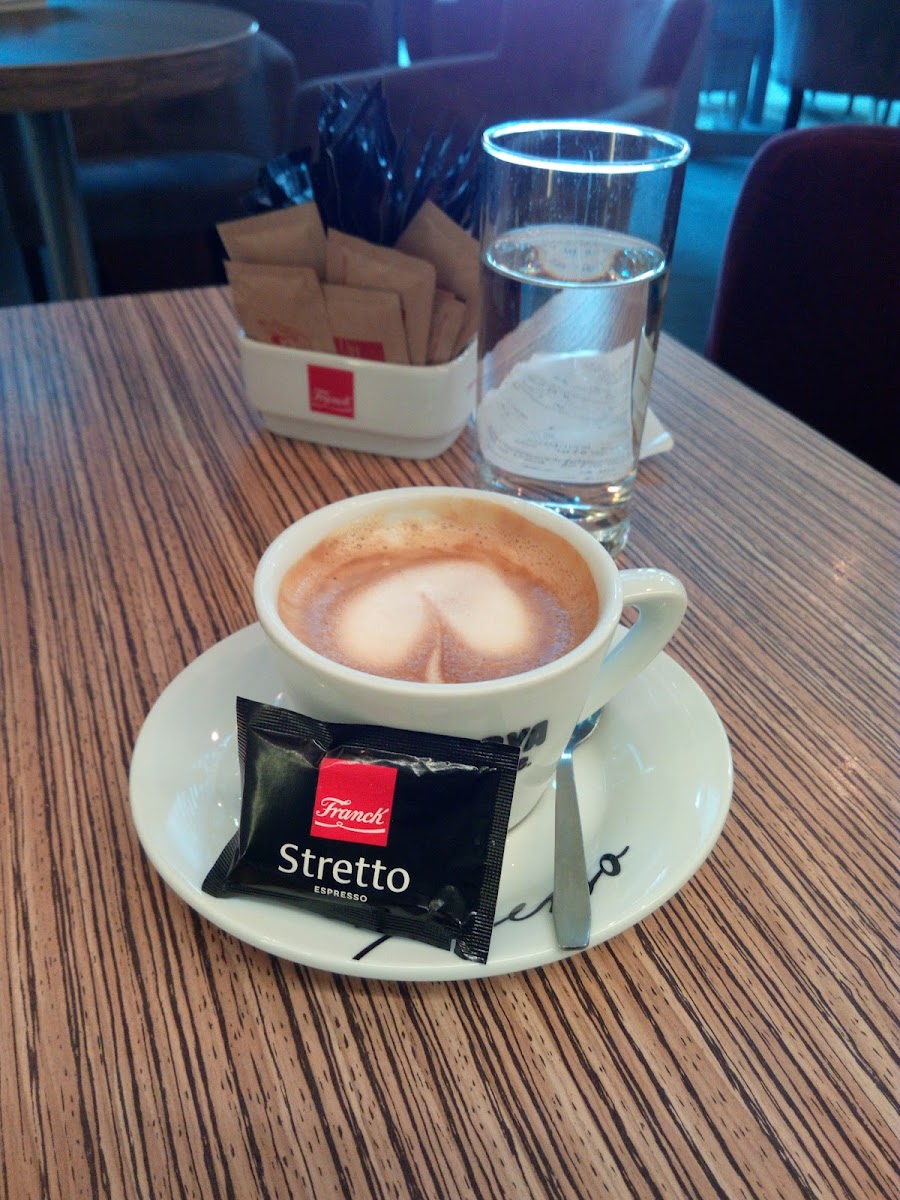 CAFFE BAR OSKAR 3 - 3