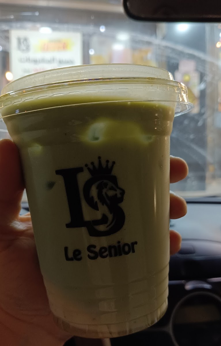Le Senior Lab Cafe - 10