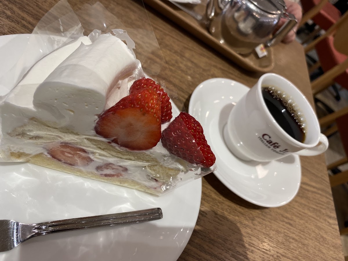 Italian Tomato Café Jr. - Tokyo Opera City - 6