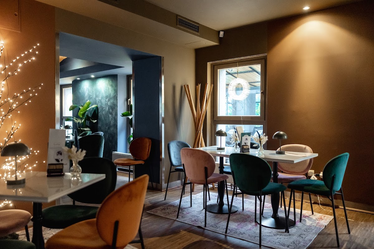 Kavarnica Kaval Club