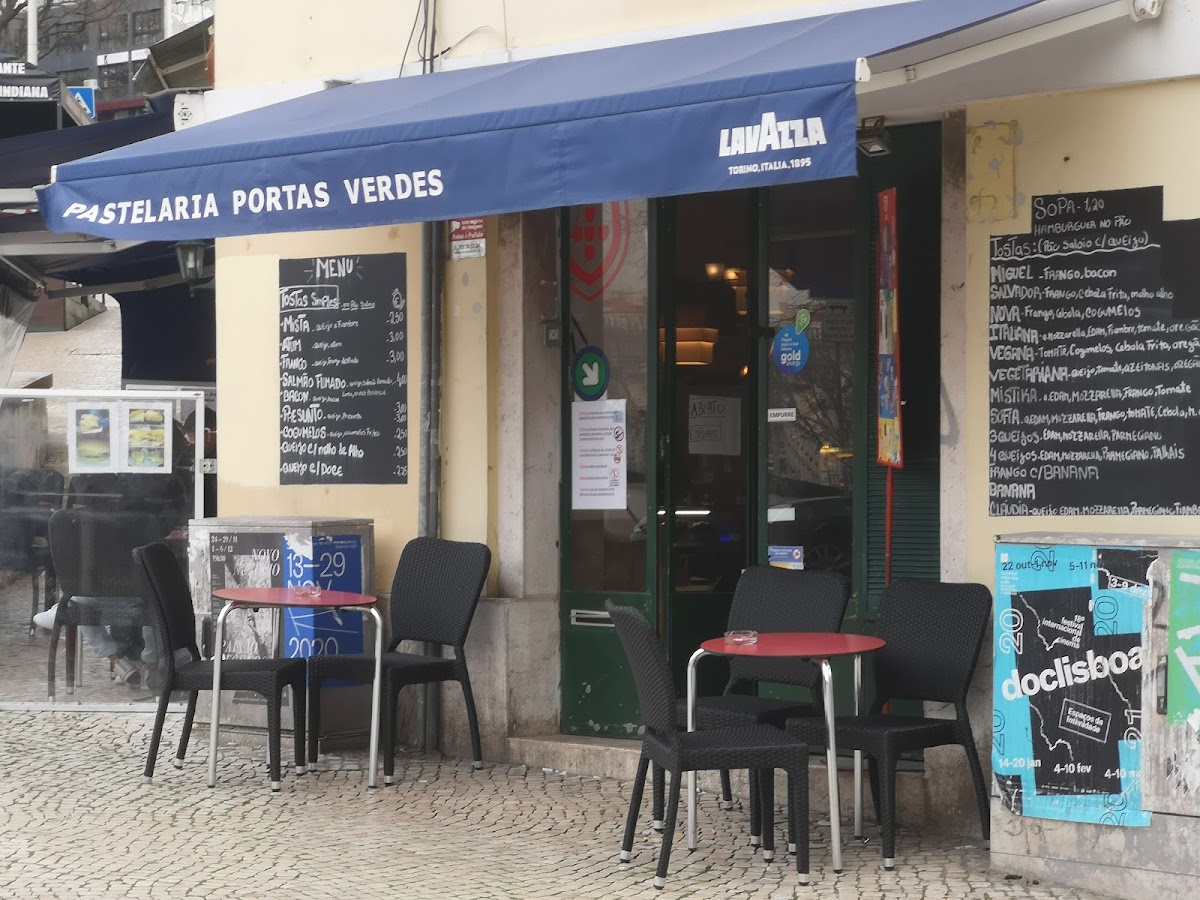 Pastelaria Portas Verdes
