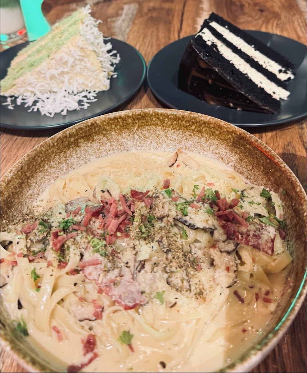 Oregano Cafe @ Tabuan Tranquility 3 - 4