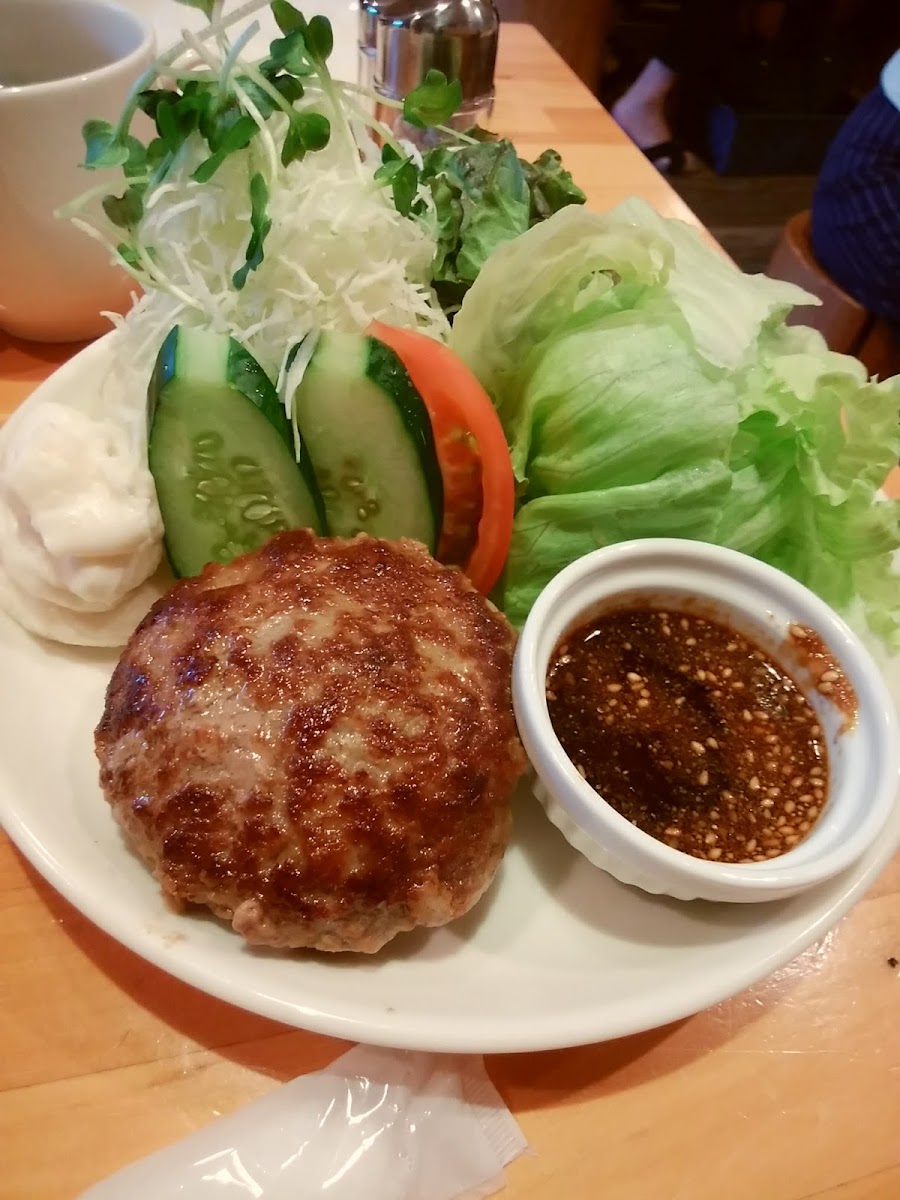 Tea Room Dog House - 9