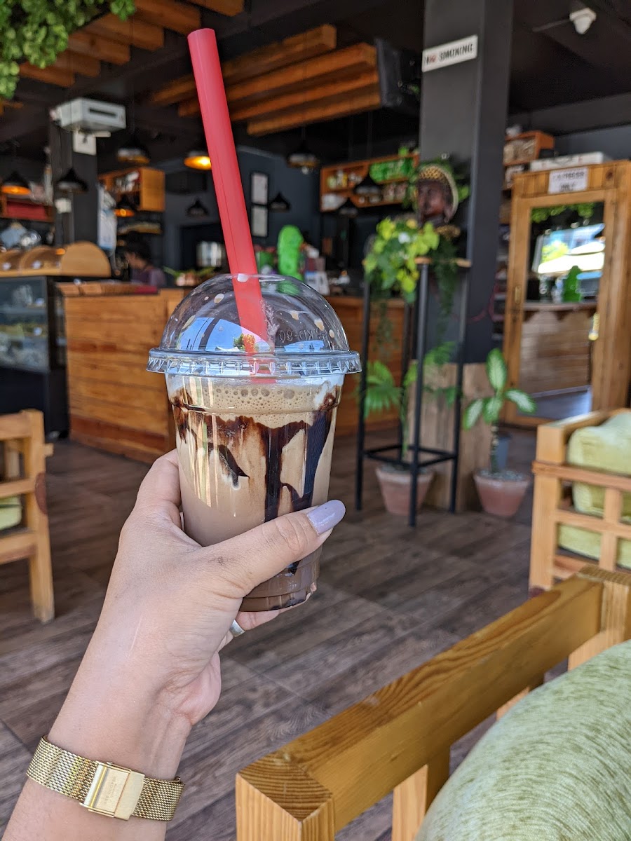 Singapore Boutique Cafe - 10