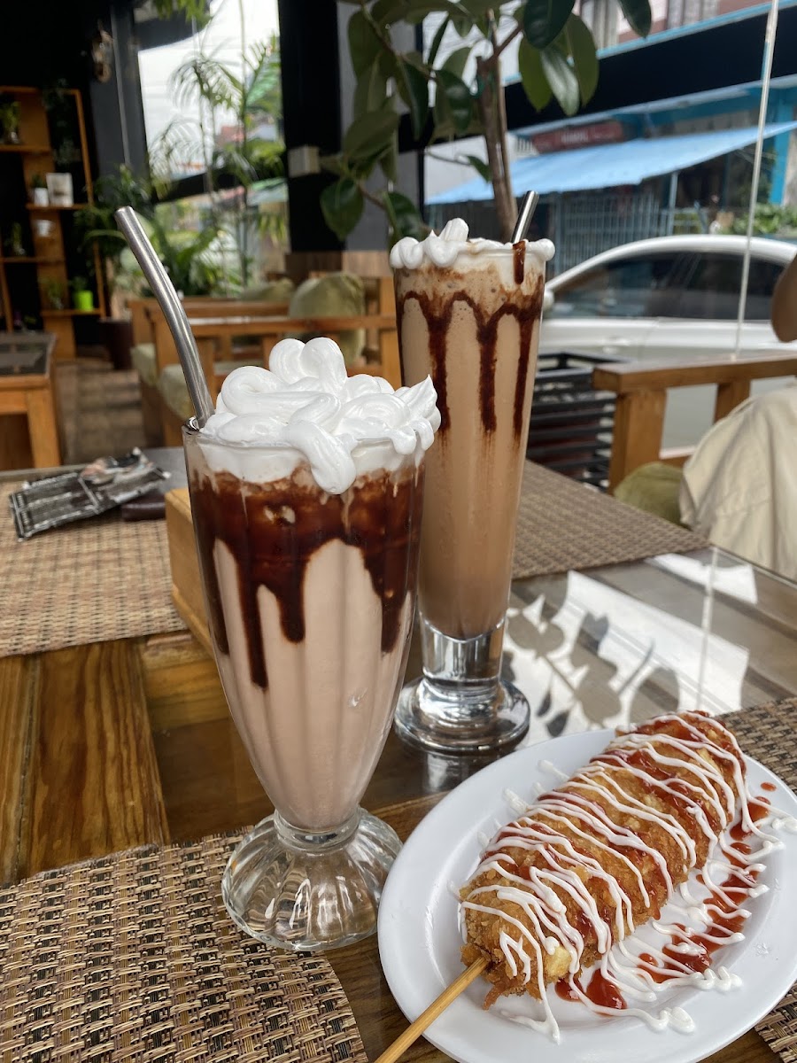 Singapore Boutique Cafe - 4