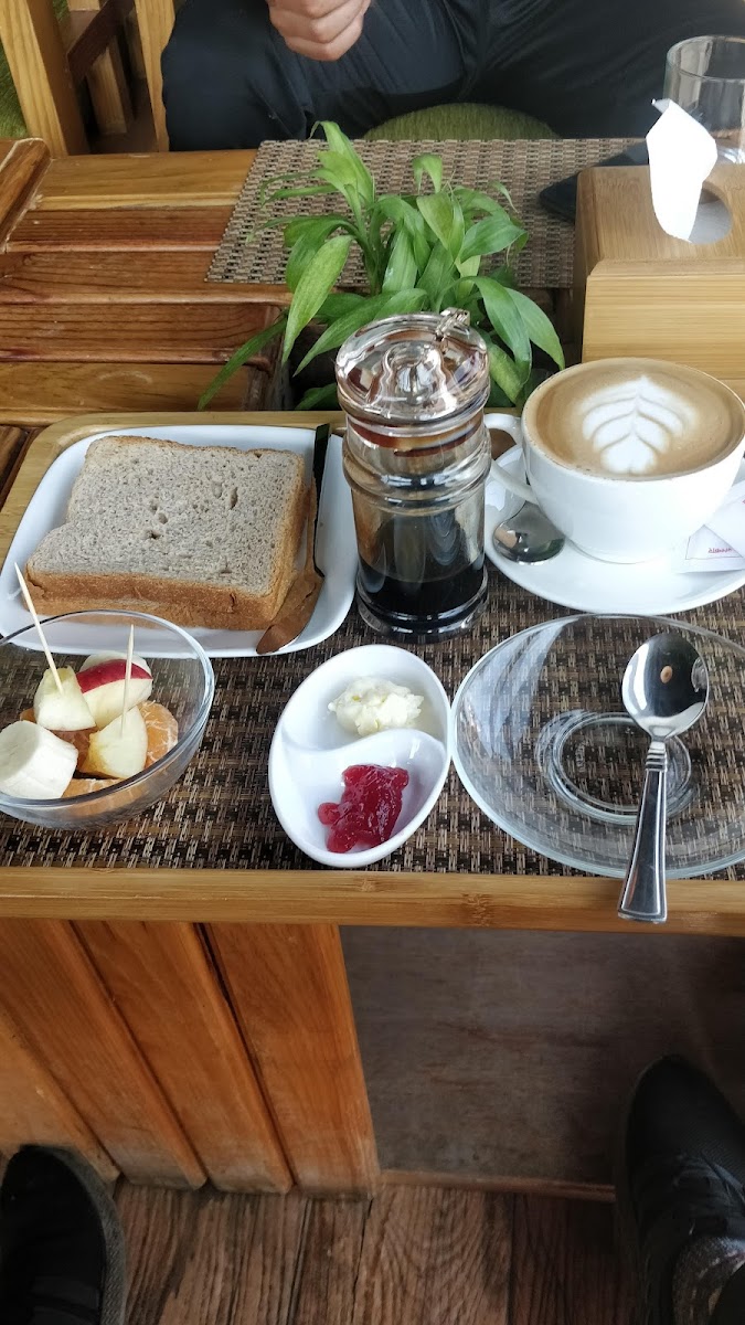 Singapore Boutique Cafe - 8