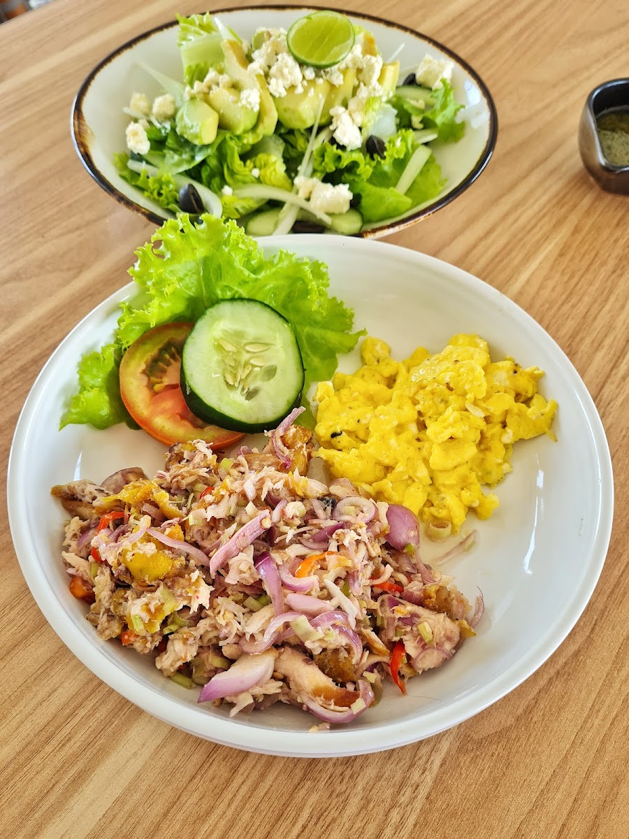 Sunkissed Cafe Canggu - 7