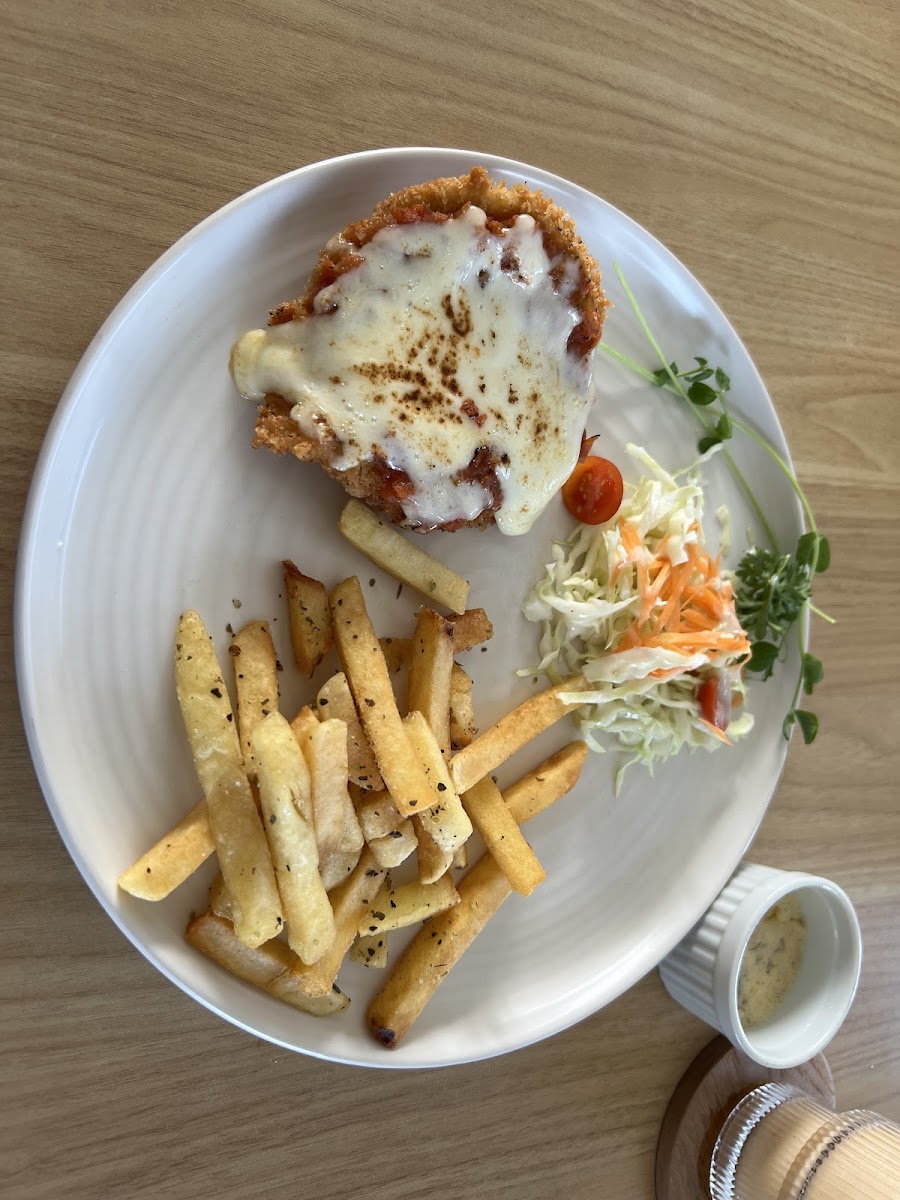 Sunkissed Cafe Canggu - 8