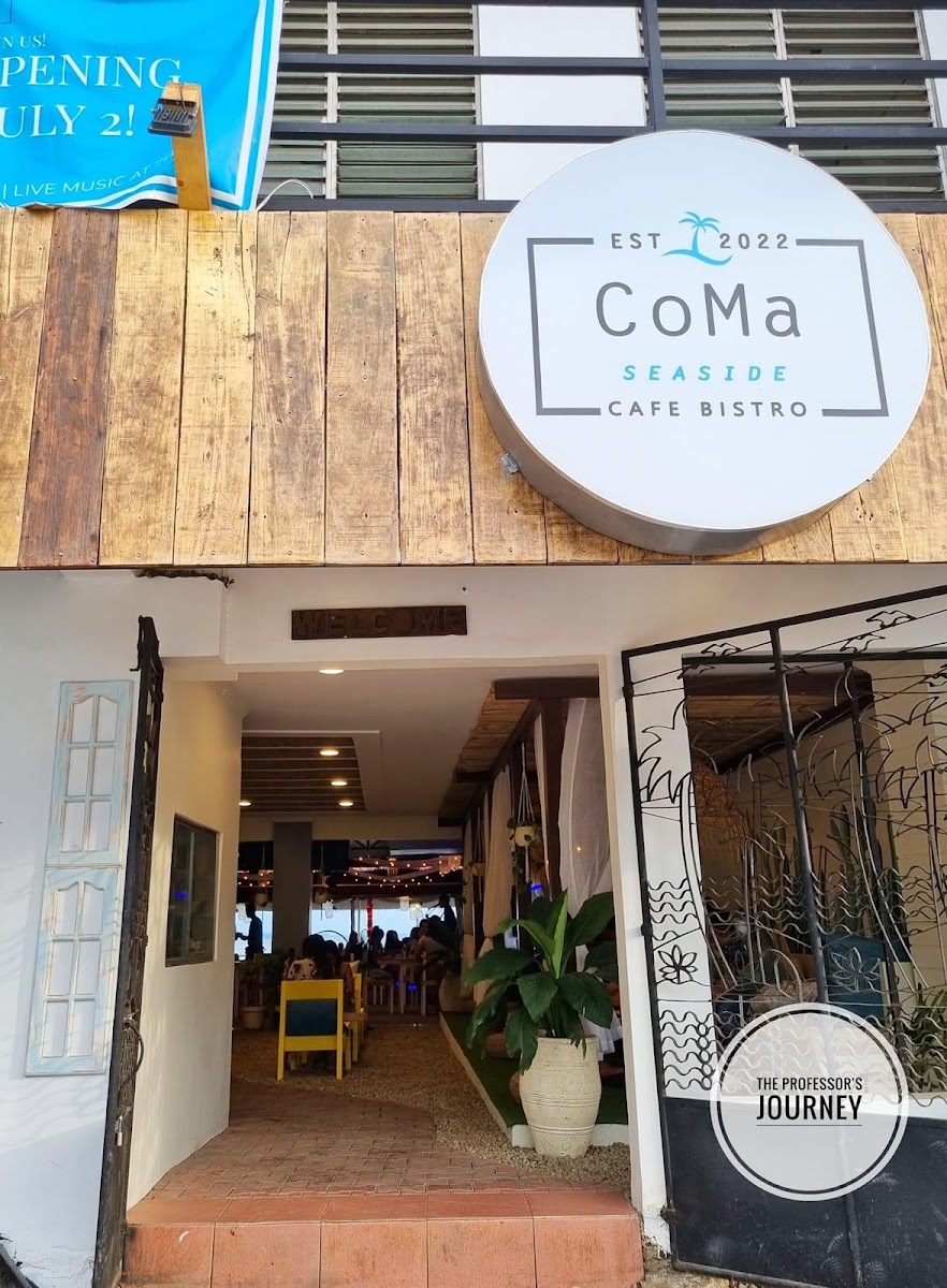CoMa Seaside Cafe Bistro