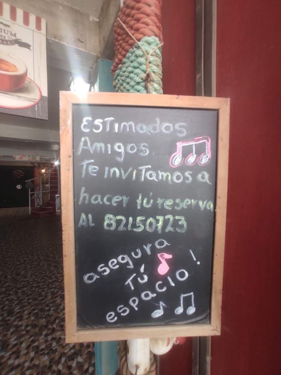 Cafetería Capitán Morgan - 2