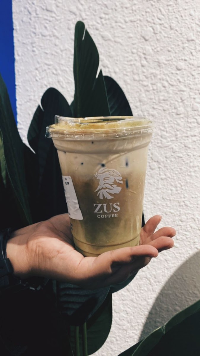 ZUS Coffee - Taman Tasik Indah, Kluang - 8