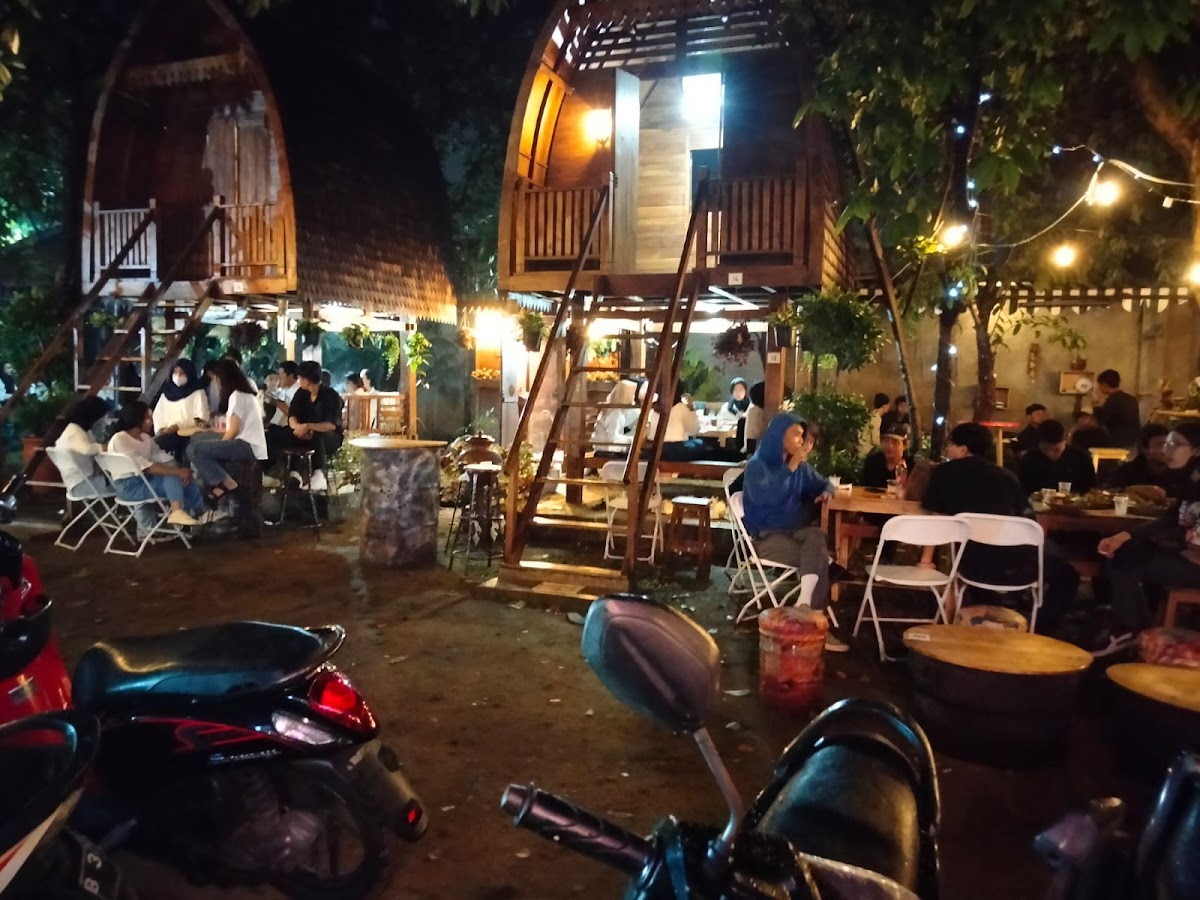 My Studio Cafe & Photography