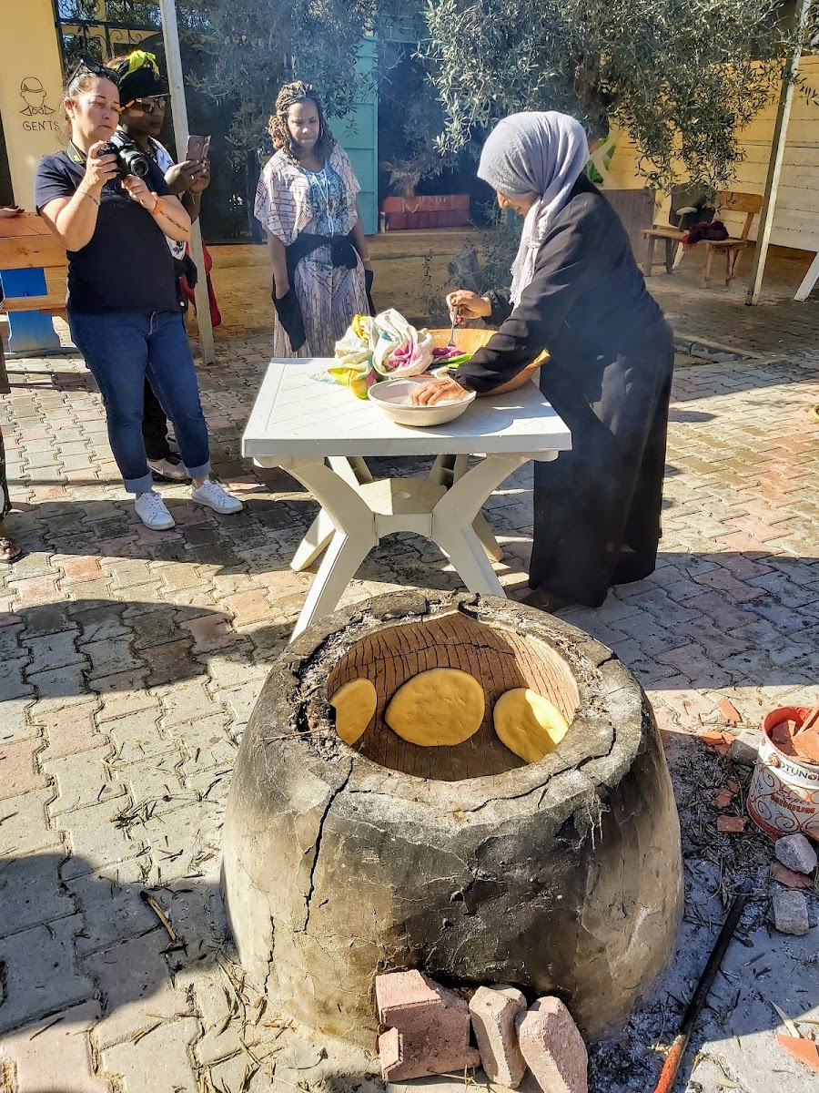 Cafe Ezzayenne مقهى الزيان - 2