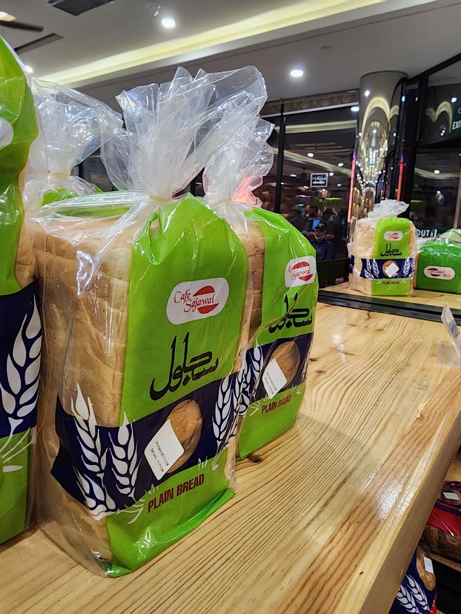 Cafe Sajawal Sweets - Exclusive Outlet - 8