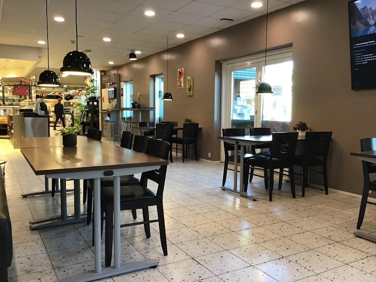 Super Brugsens Café