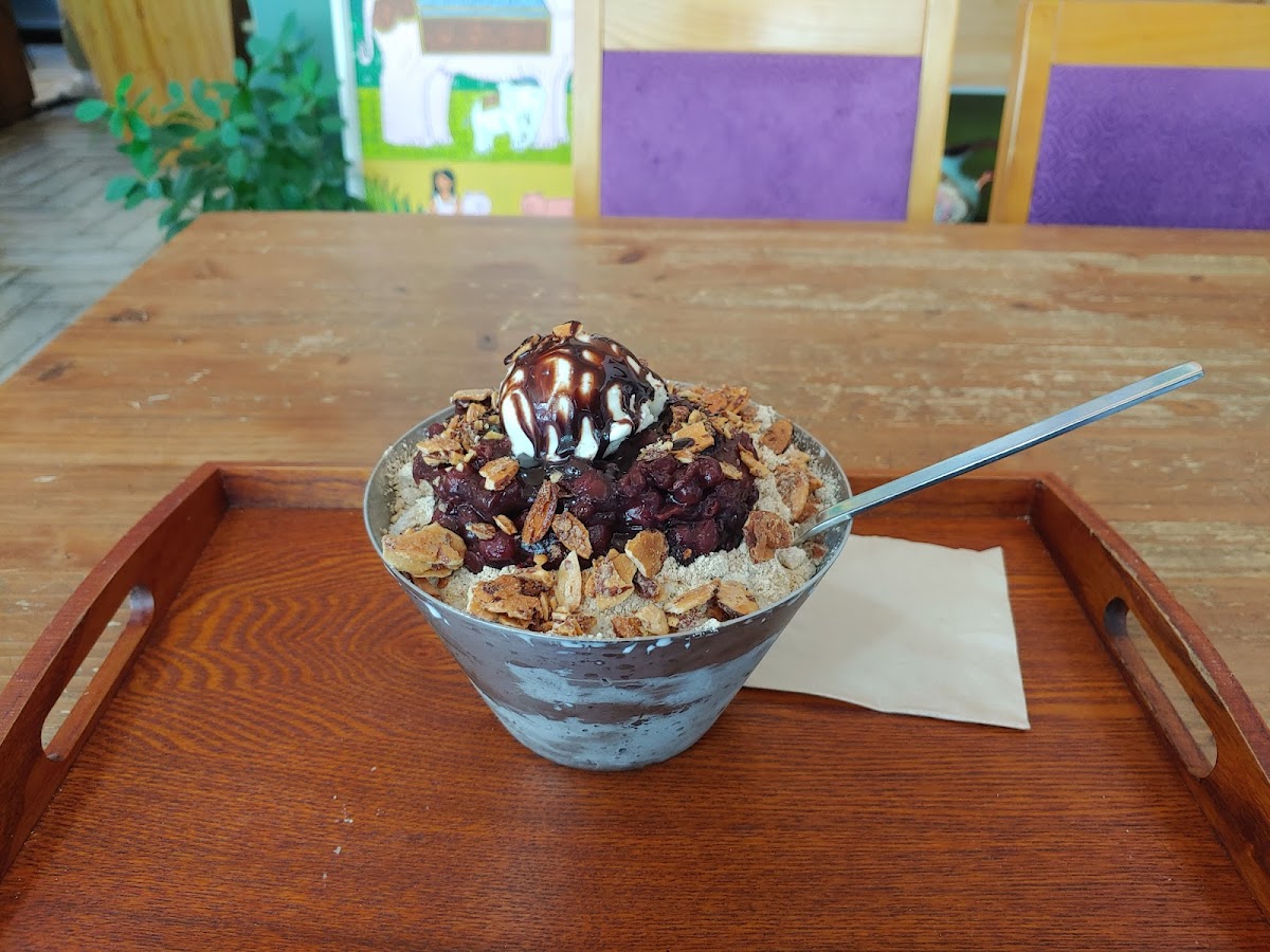 cafe COFFEE & TRAVEL - 7