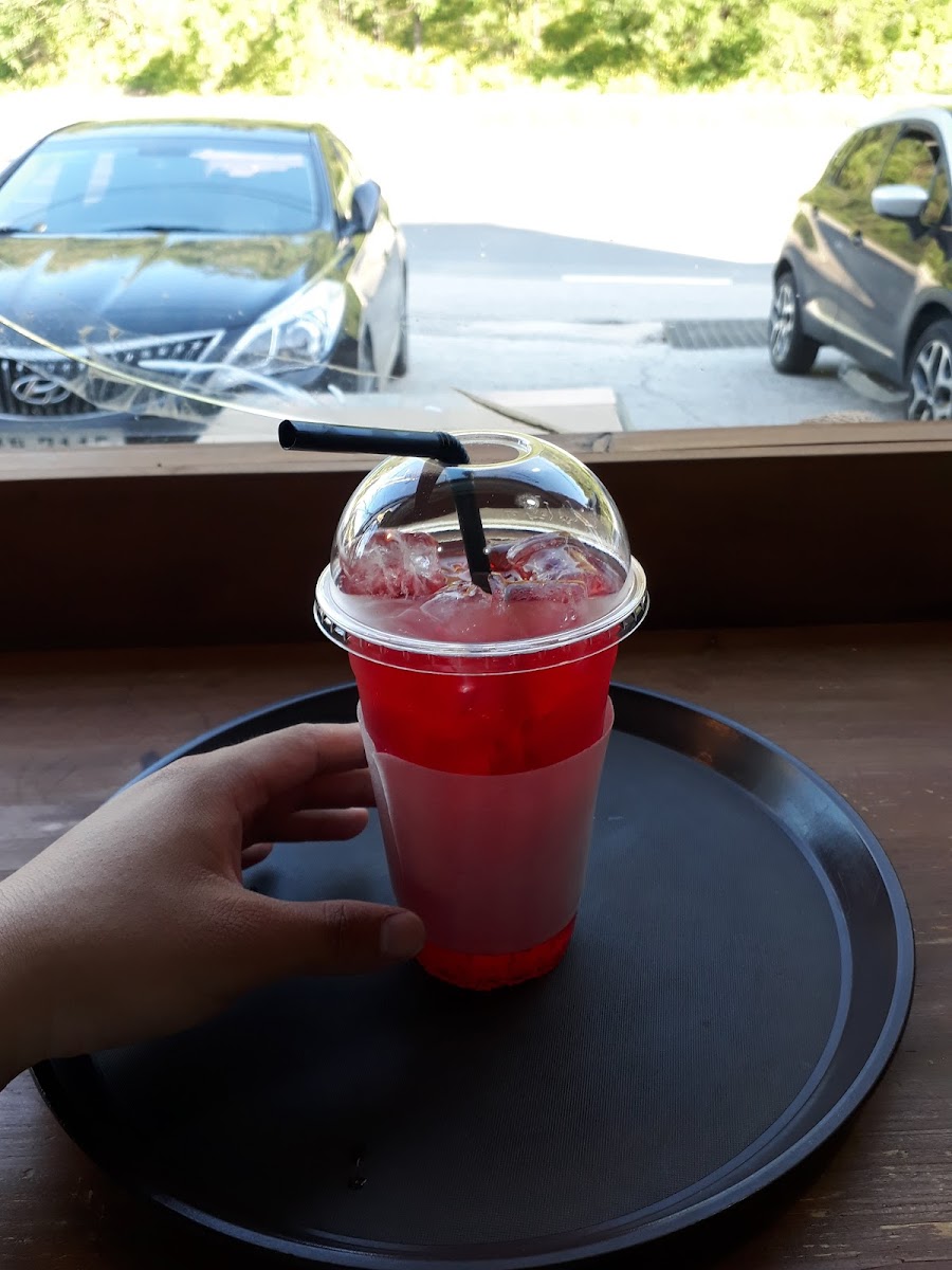 cafe COFFEE & TRAVEL - 8