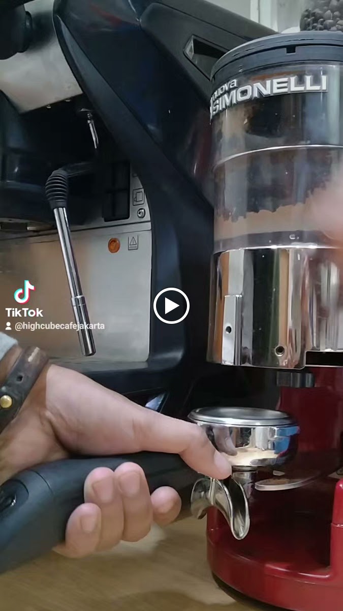 High Cube Cafe & Resto - 2