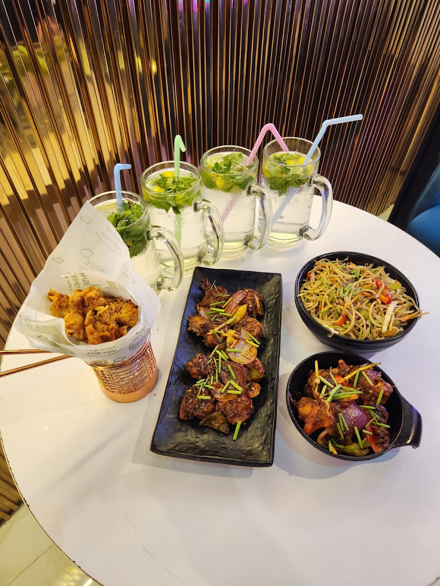 TASHAN CAFE CUM LOUNGE - 9