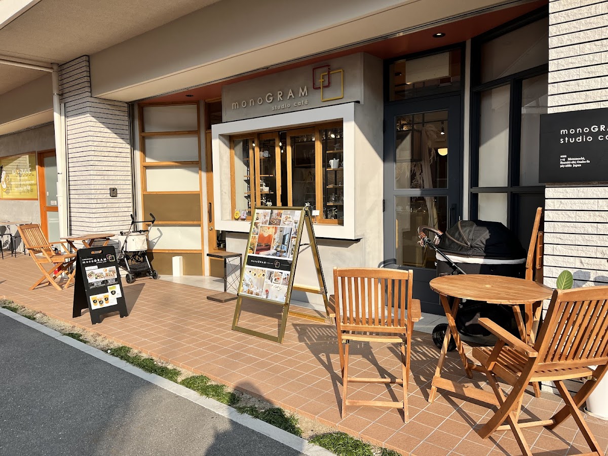 monoGRAM studio cafe