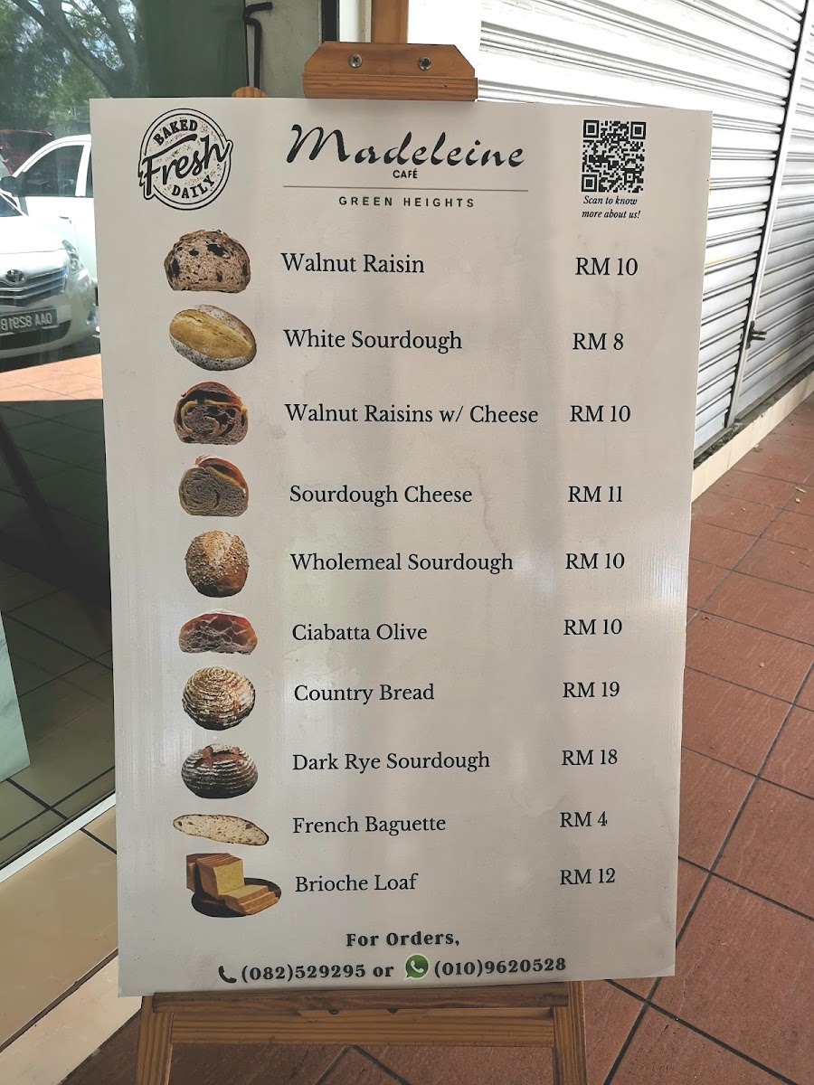 Madeleine Café Kuching - 3