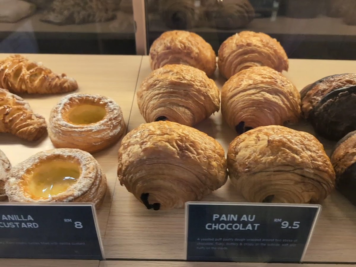 Madeleine Café Kuching - 7