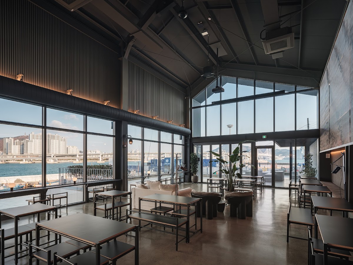 쏘리낫쏘리 베이크샵 SORRY NOT SORRY BAKESHOP