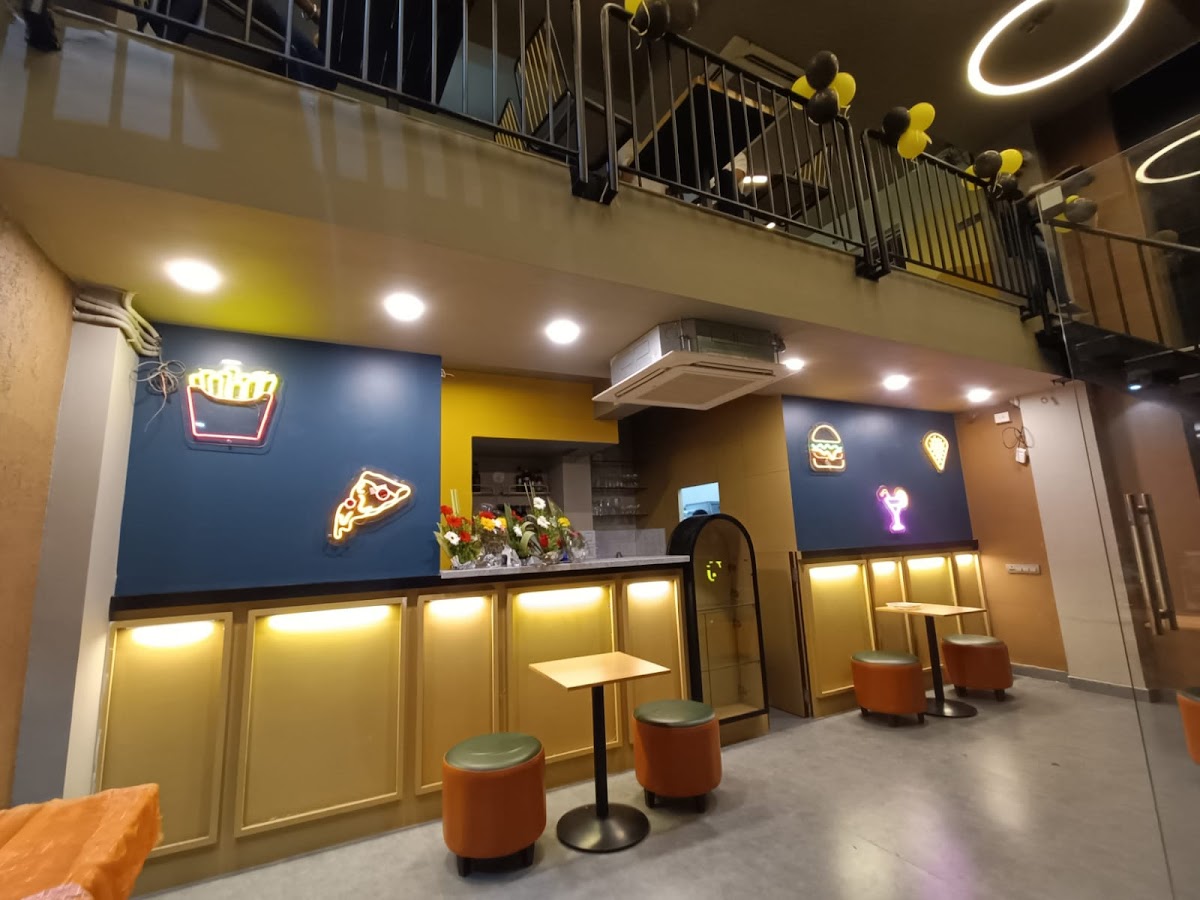 CocoRico Cafe & Eatery