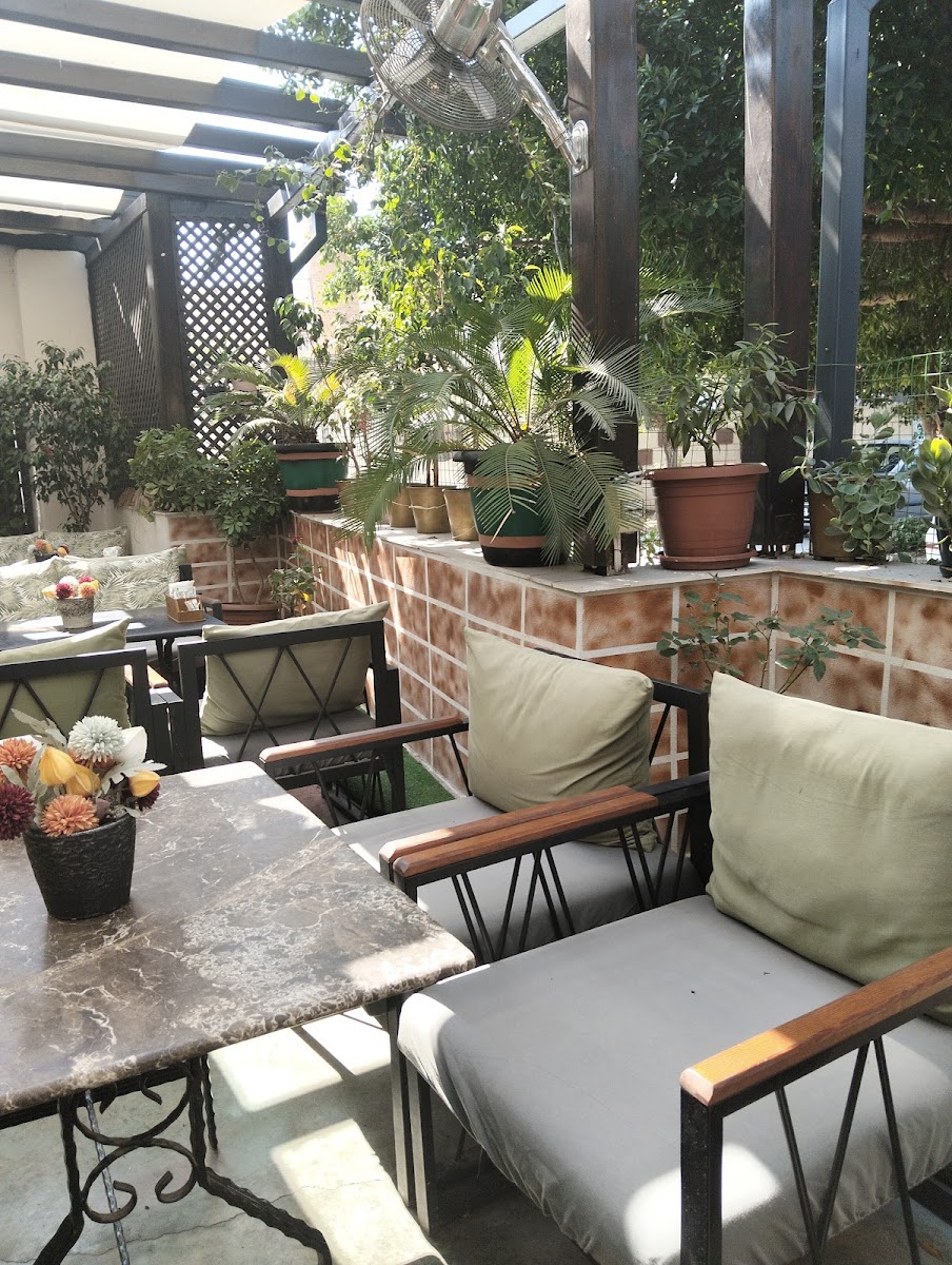 Kydnos Cafe Resturant