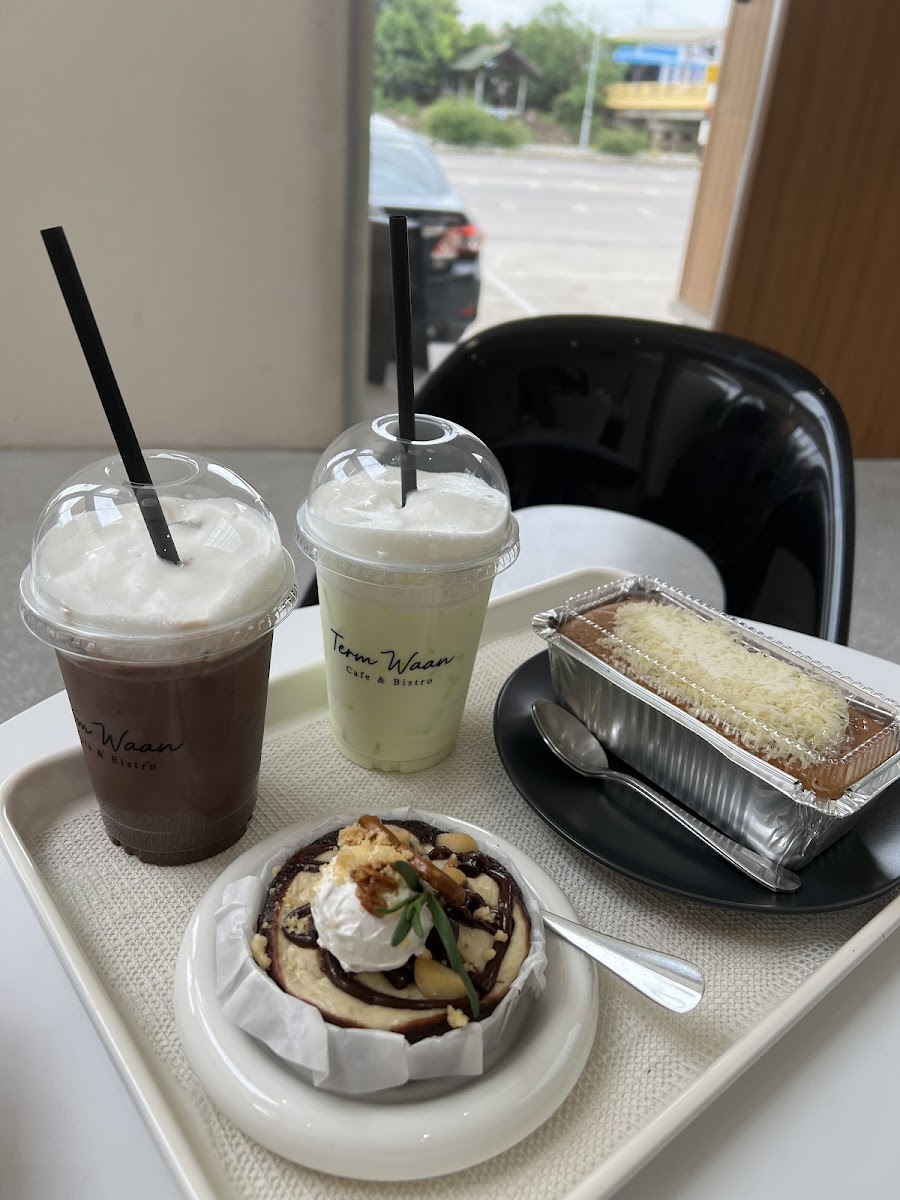 Term Waan Cafe & Bistro Klong3 - 10